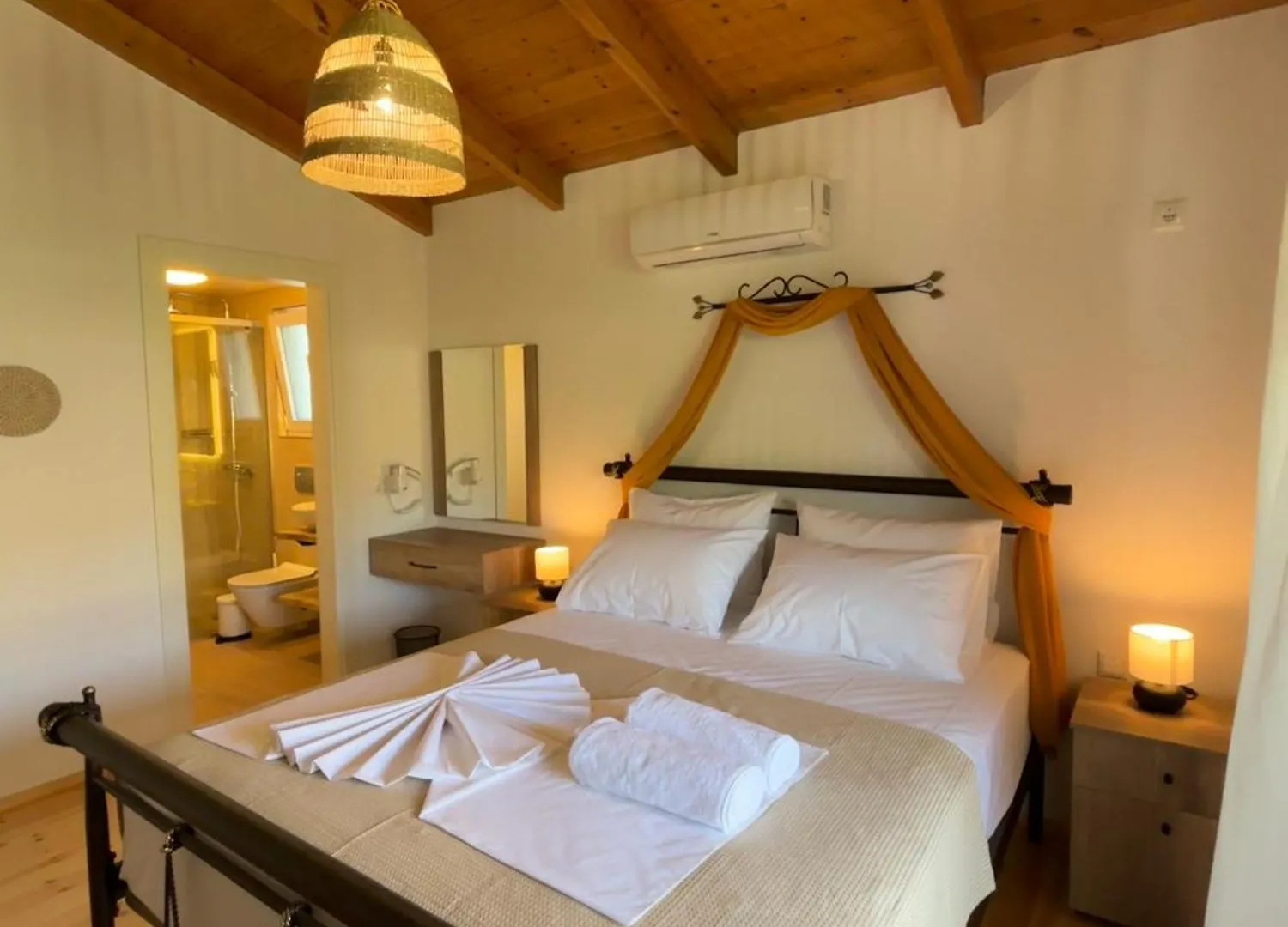 Bed & Breakfast Villa Nacios Himare