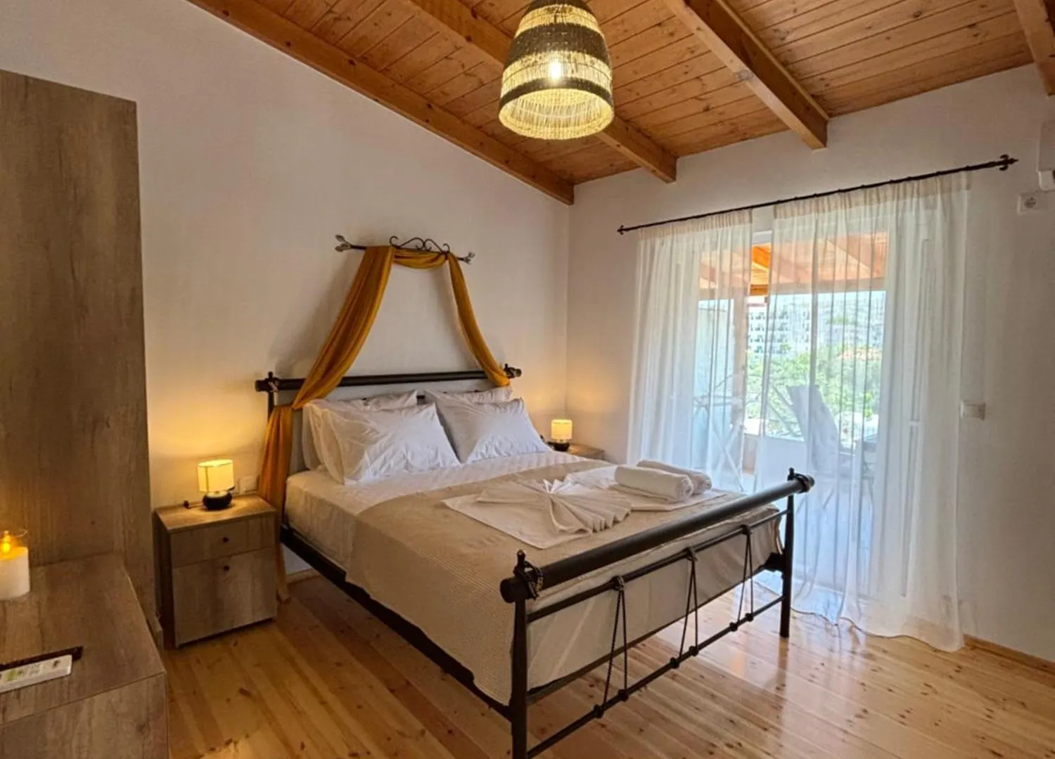 Villa Nacios Himare